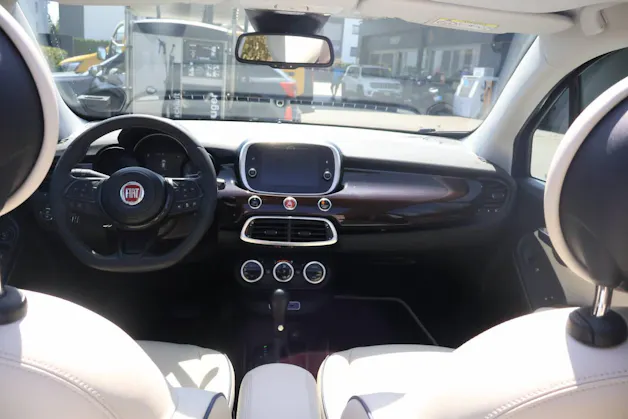 Fiat 500 X 1.5 Hybrid Dolcevita Yacht Club Capri