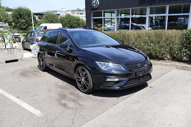 SEAT Leon ST 2.0 TSI 300 Cupra 4Drive DSG