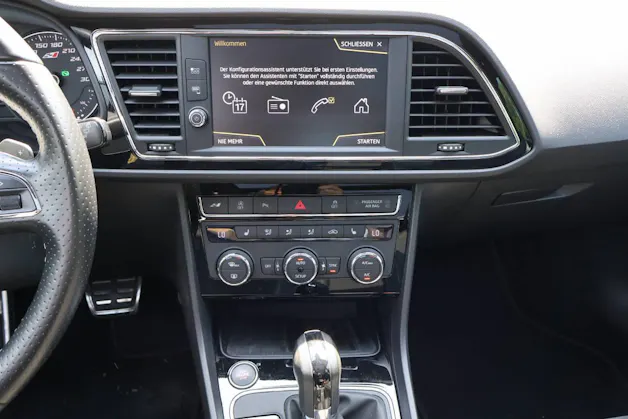 SEAT Leon ST 2.0 TSI 300 Cupra 4Drive DSG