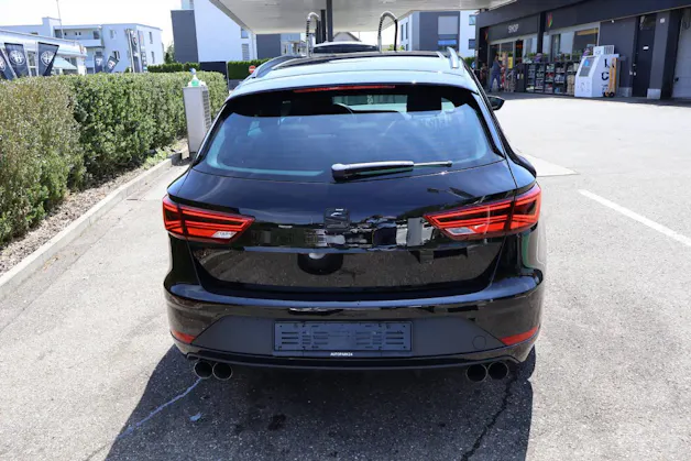 SEAT Leon ST 2.0 TSI 300 Cupra 4Drive DSG
