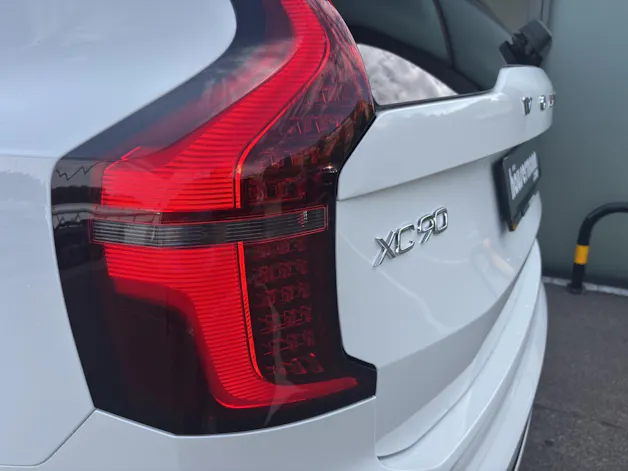 Volvo XC90 2.0 T8 TE Ultra Dark eAWD