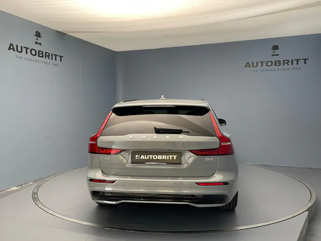 Volvo V60 2.0 B4 Ultra Dark