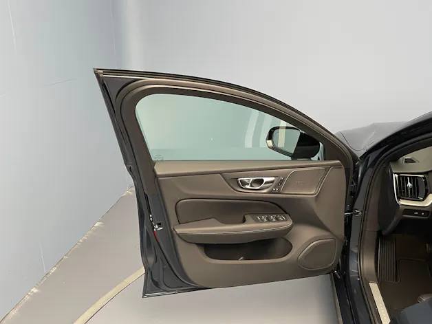 Volvo V60 2.0 T6 TE Ultra Dark eAWD