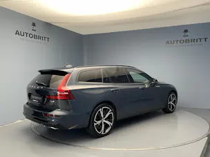 VOLVO V60 2.0 T6 TE Ultra Dark eAWD