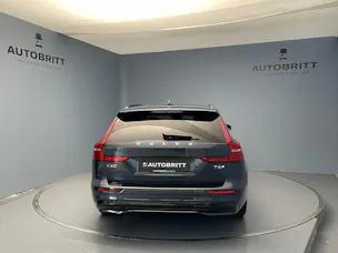 VOLVO V60 2.0 T6 TE Ultra Dark eAWD