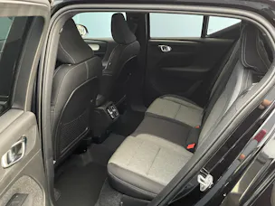VOLVO XC40 2.0 B3 MH Plus Dark
