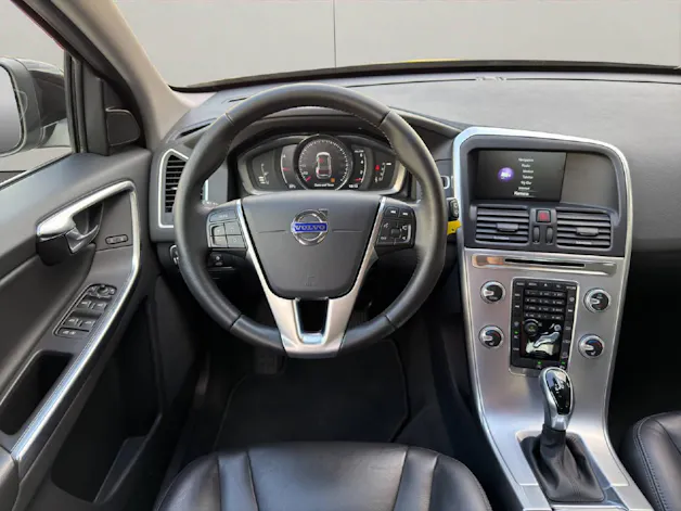Volvo XC60 2.0 T5 Summum AWD