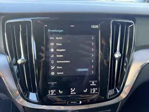 VOLVO V60 2.0 T6 Momentum AWD