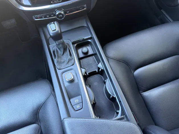 Volvo V60 2.0 T6 Momentum AWD