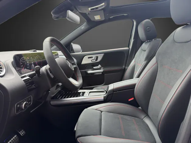 MERCEDES-BENZ GLA 220d 4Matic 8G-DCT