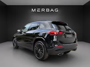 MERCEDES-BENZ GLA 220d 4Matic 8G-DCT