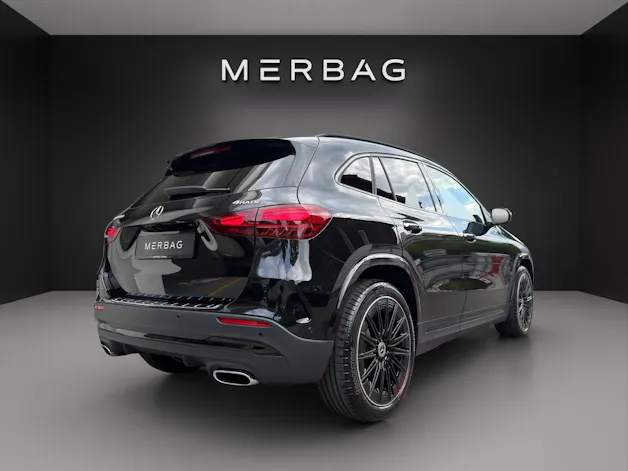 MERCEDES-BENZ GLA 220d 4Matic 8G-DCT