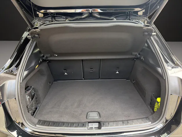 MERCEDES-BENZ GLA 220d 4Matic 8G-DCT