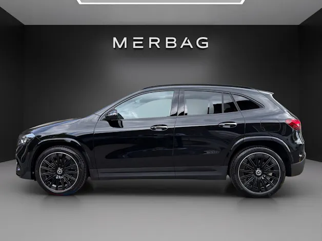 MERCEDES-BENZ GLA 220d 4Matic 8G-DCT