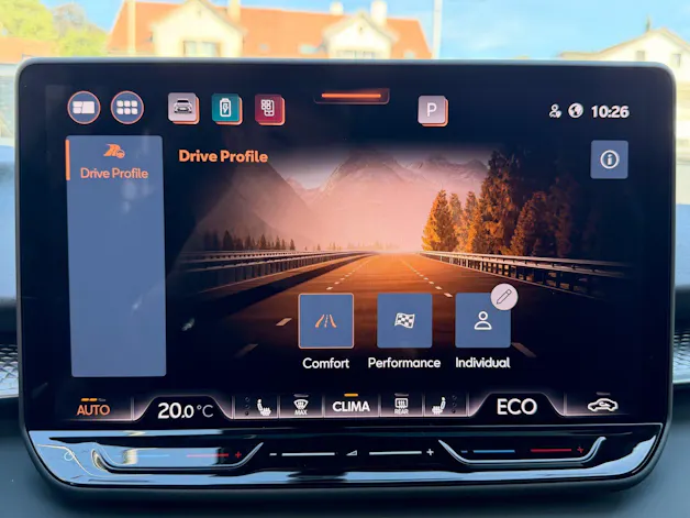 Cupra Terramar 1.5 e-Hybrid 204 PS *** ANHÄNGERKUPPLUNG & PANORAMADACH ***