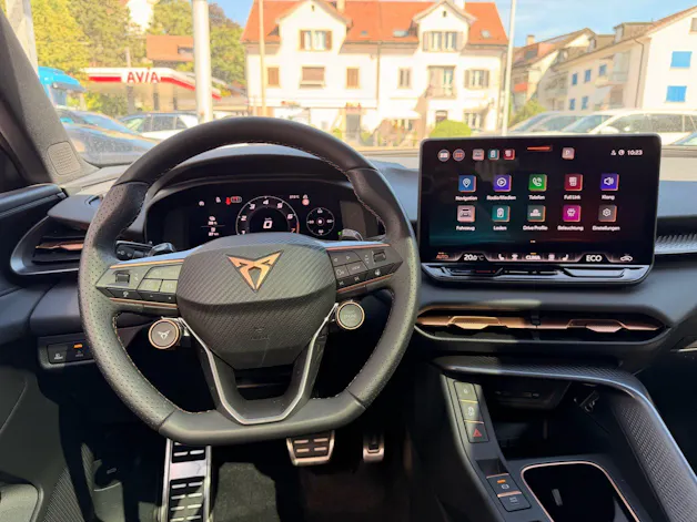 Cupra Terramar 1.5 e-Hybrid 204 PS *** ANHÄNGERKUPPLUNG & PANORAMADACH ***