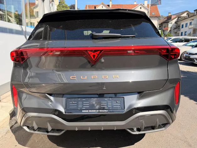 Cupra Terramar 1.5 e-Hybrid 204 PS *** ANHÄNGERKUPPLUNG & PANORAMADACH ***