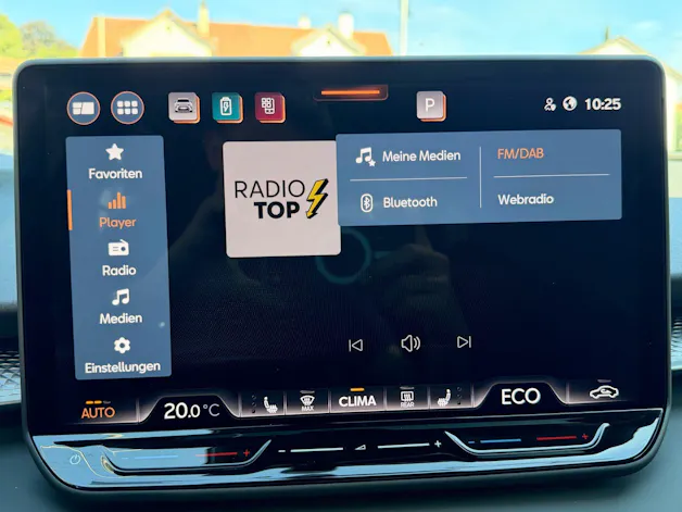 Cupra Terramar 1.5 e-Hybrid 204 PS *** ANHÄNGERKUPPLUNG & PANORAMADACH ***