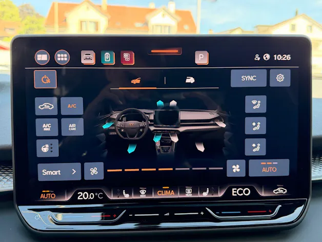Cupra Terramar 1.5 e-Hybrid 204 PS *** ANHÄNGERKUPPLUNG & PANORAMADACH ***