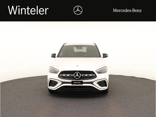 Mercedes-Benz GLA 200 Night Star 7G-D