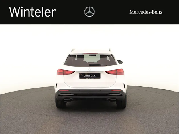 Mercedes-Benz GLA 200 Night Star 7G-D