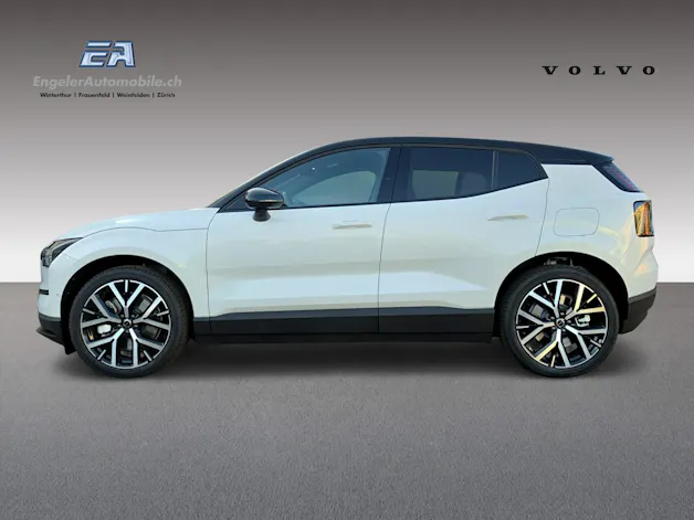 VOLVO EX30 P8 69 kWh AWD Black Edition