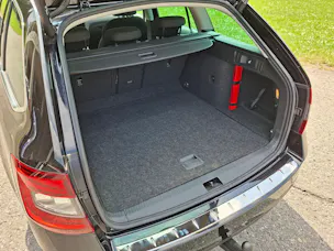 SKODA Octavia Combi 2.0 TSI Style 4x4 DSG *8-fach bereift+Anhängerkupplung*