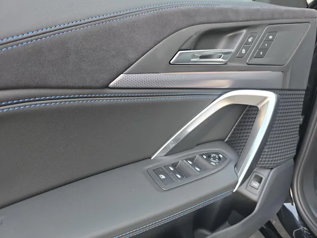 BMW iX1 xDrive 30 M Sport