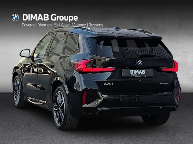 BMW iX1 xDrive 30 M Sport