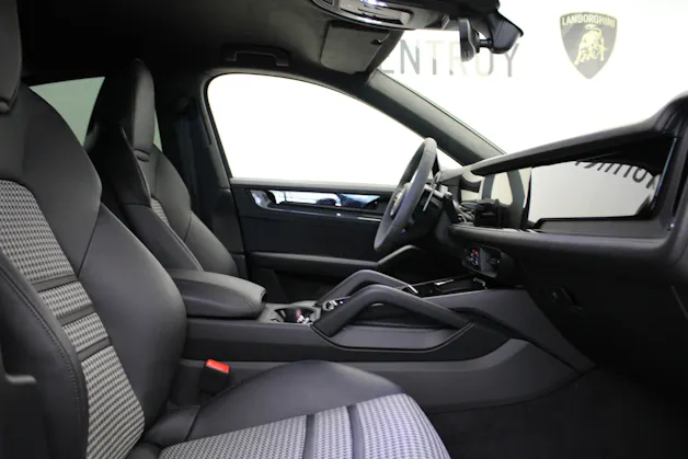 PORSCHE Cayenne Coupé GTS Tiptronic