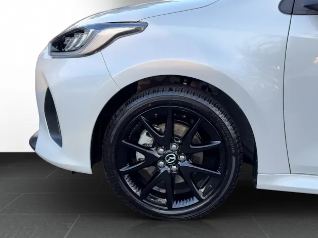 Mazda 2 Hybrid Homura