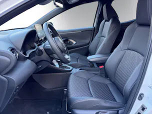 MAZDA 2 Hybrid Homura