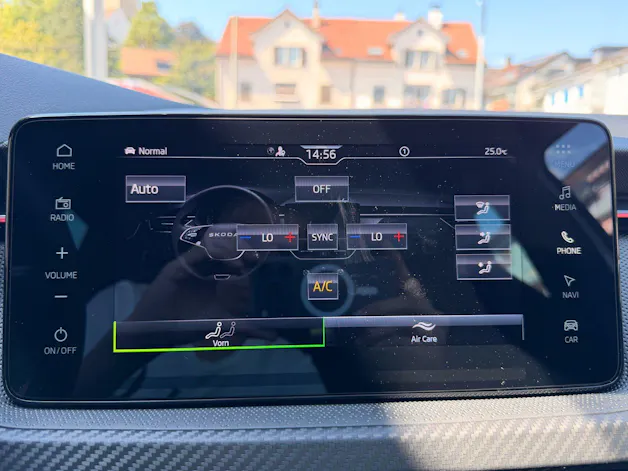 Škoda Kamiq 1.5 TSI MONTE CARLO *** 5 JAHRE SKODA WERKSGARANTIE ***