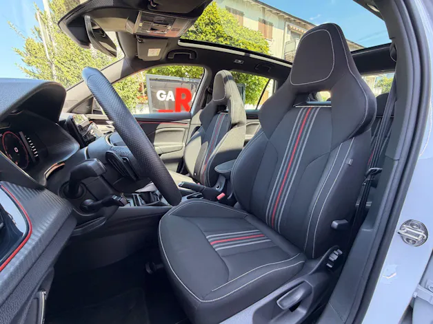 Škoda Kamiq 1.5 TSI MONTE CARLO *** 5 JAHRE SKODA WERKSGARANTIE ***