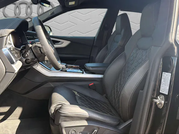 Audi Q8 SUV 50 TDI quattro tiptronic