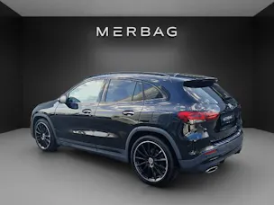 MERCEDES-BENZ GLA 220d AMG Line 4Matic