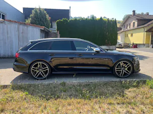 AUDI RS6 Avant 4.0 TFSI V8 quattro Tiptronic