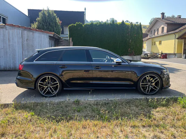 Audi RS6 Avant 4.0 TFSI V8 quattro Tiptronic