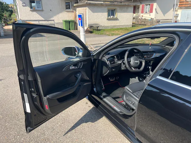 Audi RS6 Avant 4.0 TFSI V8 quattro Tiptronic