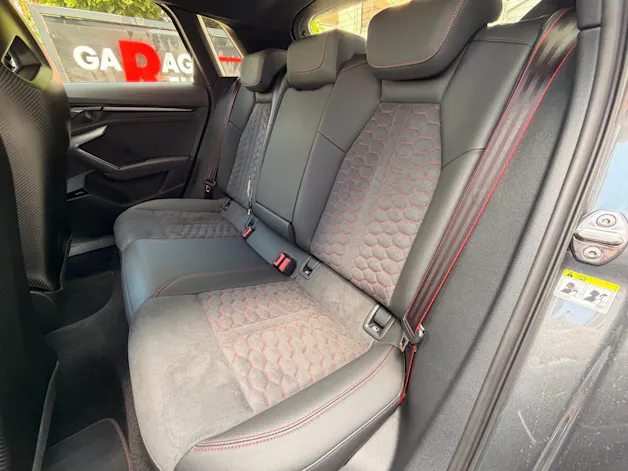 Audi RS3 SPORTBACK 2.5 400 PS TFSI QUATTRO *** SCHALENSITZE ***