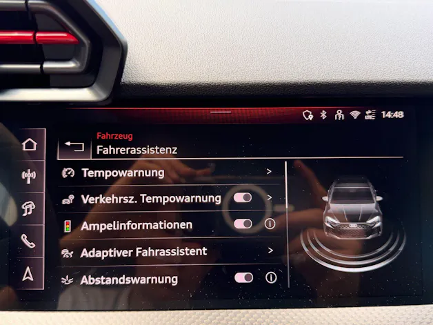 Audi RS3 SPORTBACK 2.5 400 PS TFSI QUATTRO *** SCHALENSITZE ***
