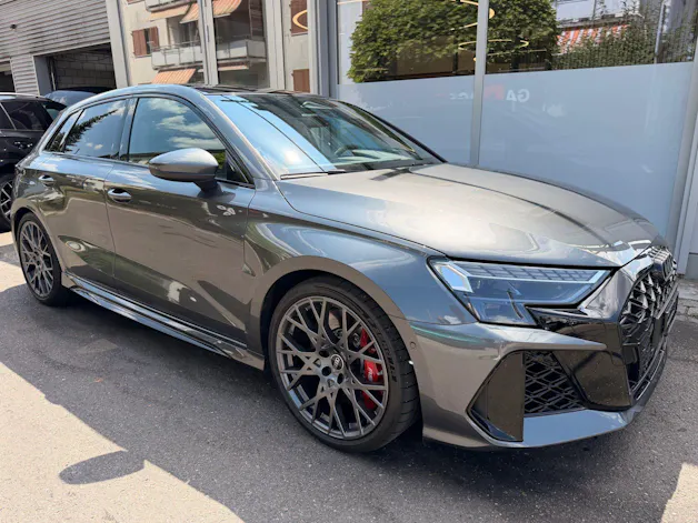 Audi RS3 SPORTBACK 2.5 400 PS TFSI QUATTRO *** SCHALENSITZE ***