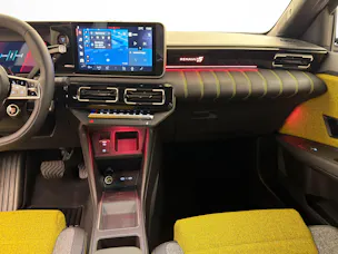 RENAULT R5 E-Tech Comfort Range iconic
