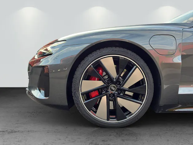 Audi RS e-tron GT quattro