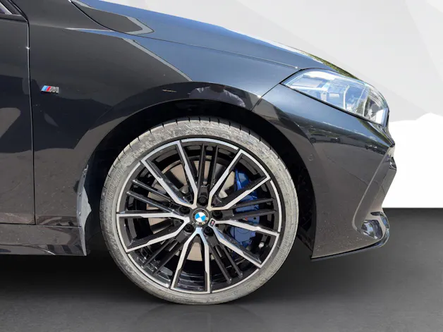 BMW M135i xDrive