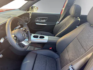 MERCEDES-BENZ GLB 200 4Matic 8G-Tronic