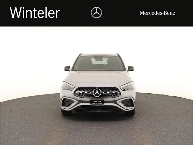 Mercedes-Benz GLA 200 Night Star 7G-D