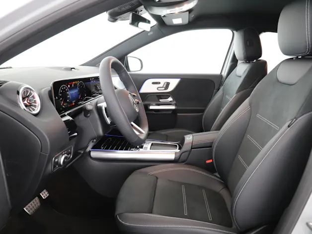 Mercedes-Benz GLA 200 Night Star 7G-D