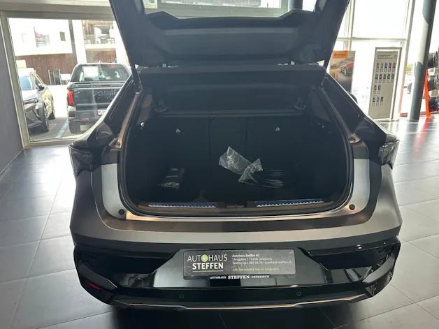 Renault Rafale 1.2 E-Tech Plug-in Hybrid 300 4x4 Atelier Alpine