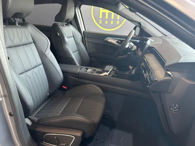 Renault Rafale 1.2 E-Tech Plug-in Hybrid 300 4x4 Atelier Alpine